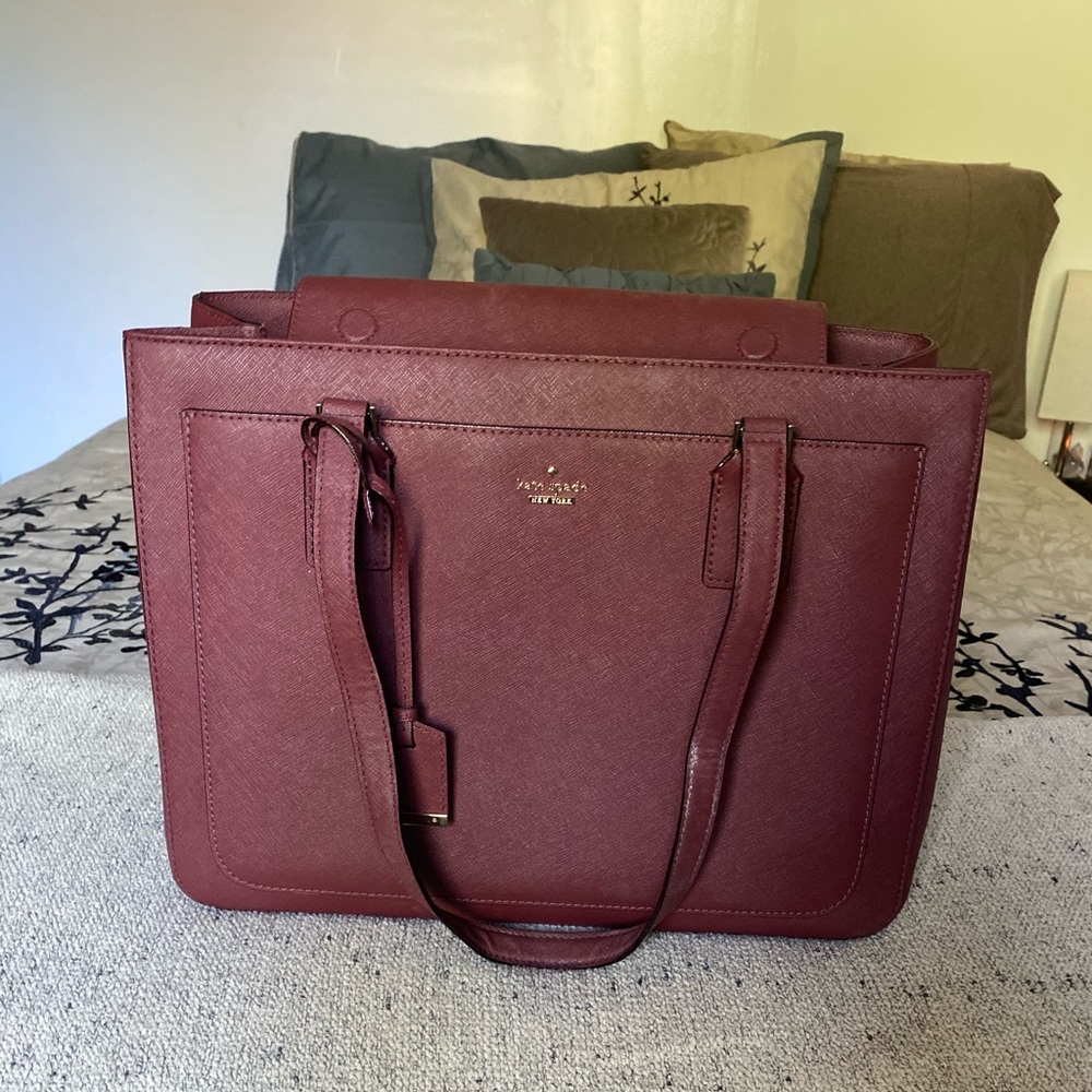 KATE SPADE WINE SAFFIANO LEATHER BAG